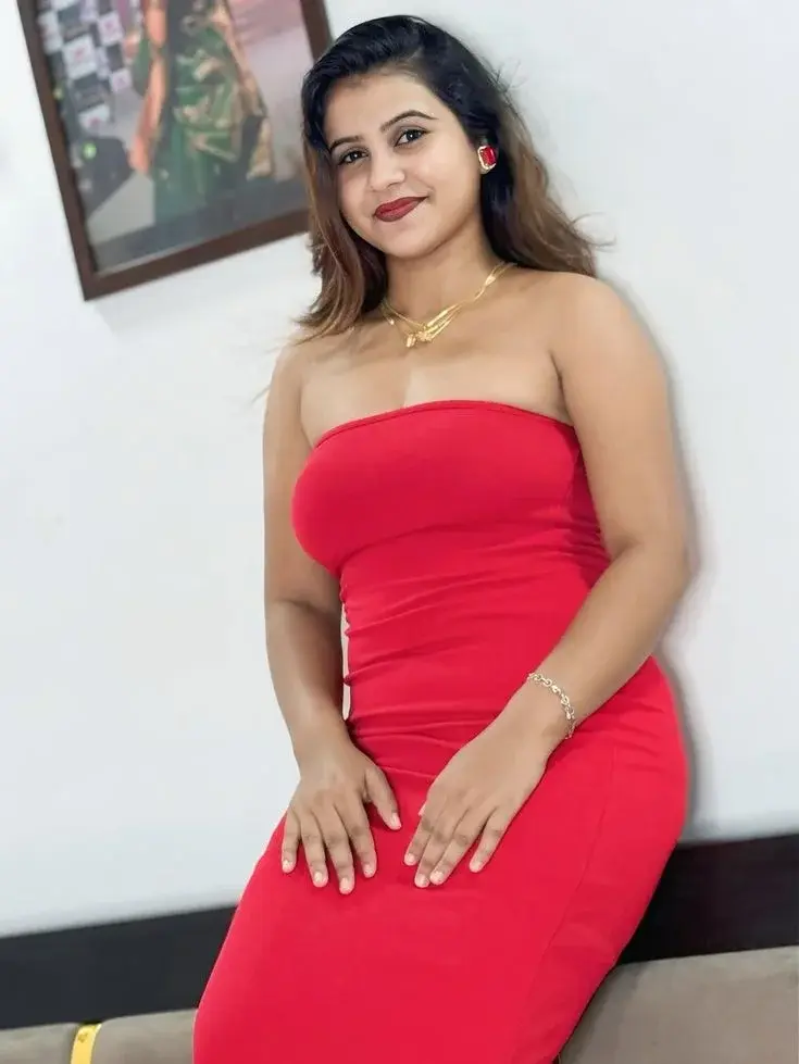 Priya - Thane Escort