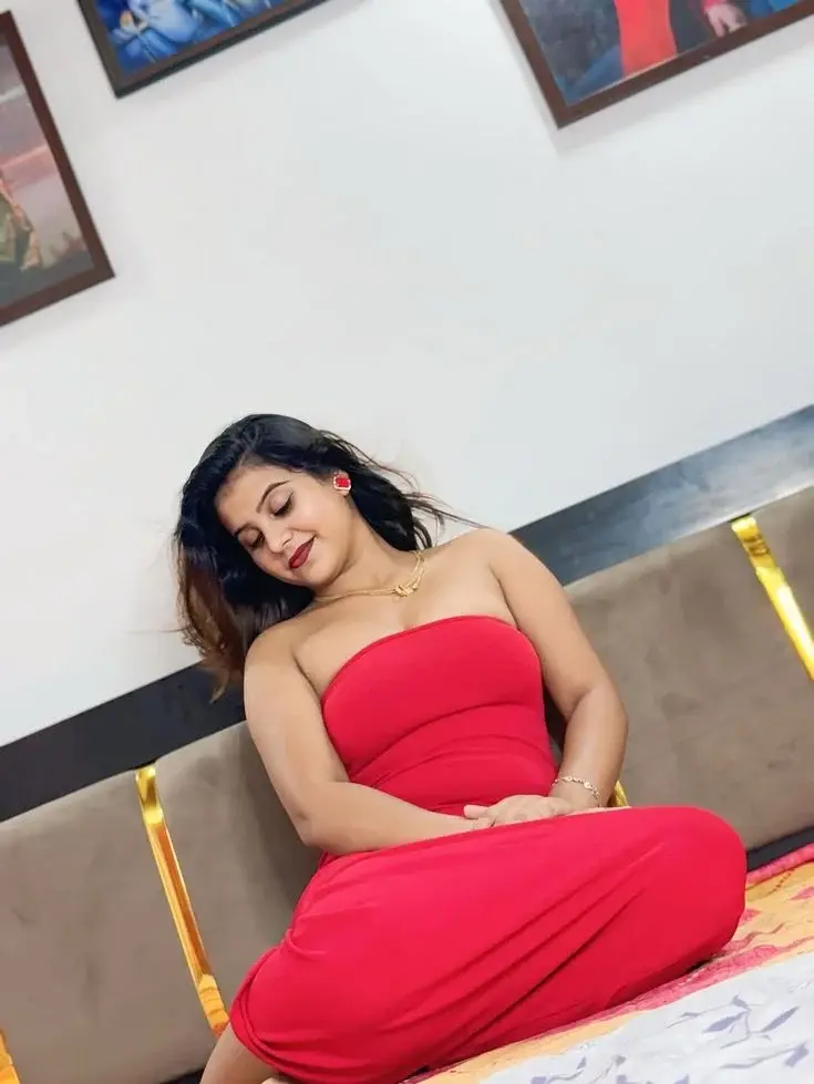 Priya Mumbai Escort